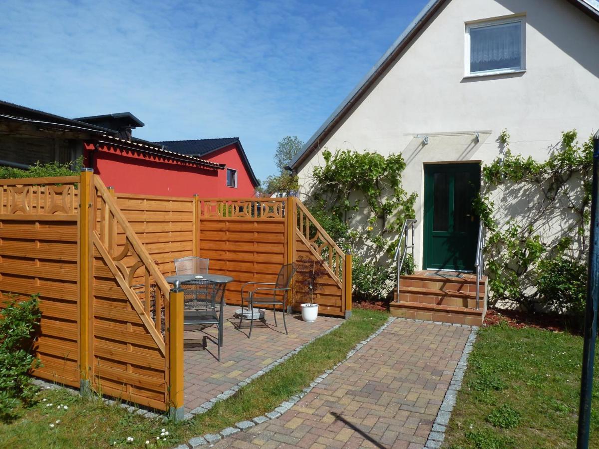 Apartamento Ferien auf Rügen Familie Geist Garz  Exterior foto